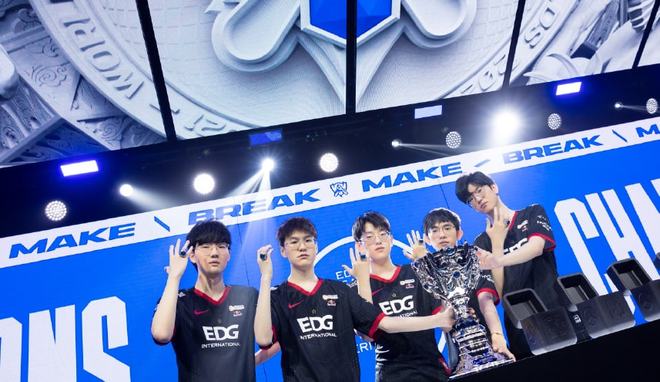 带来了激烈 带来了激烈