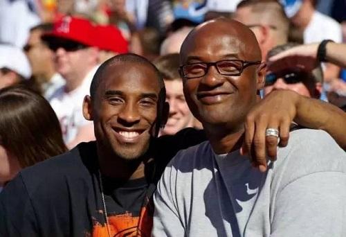 禁区内清球 禁区内清球