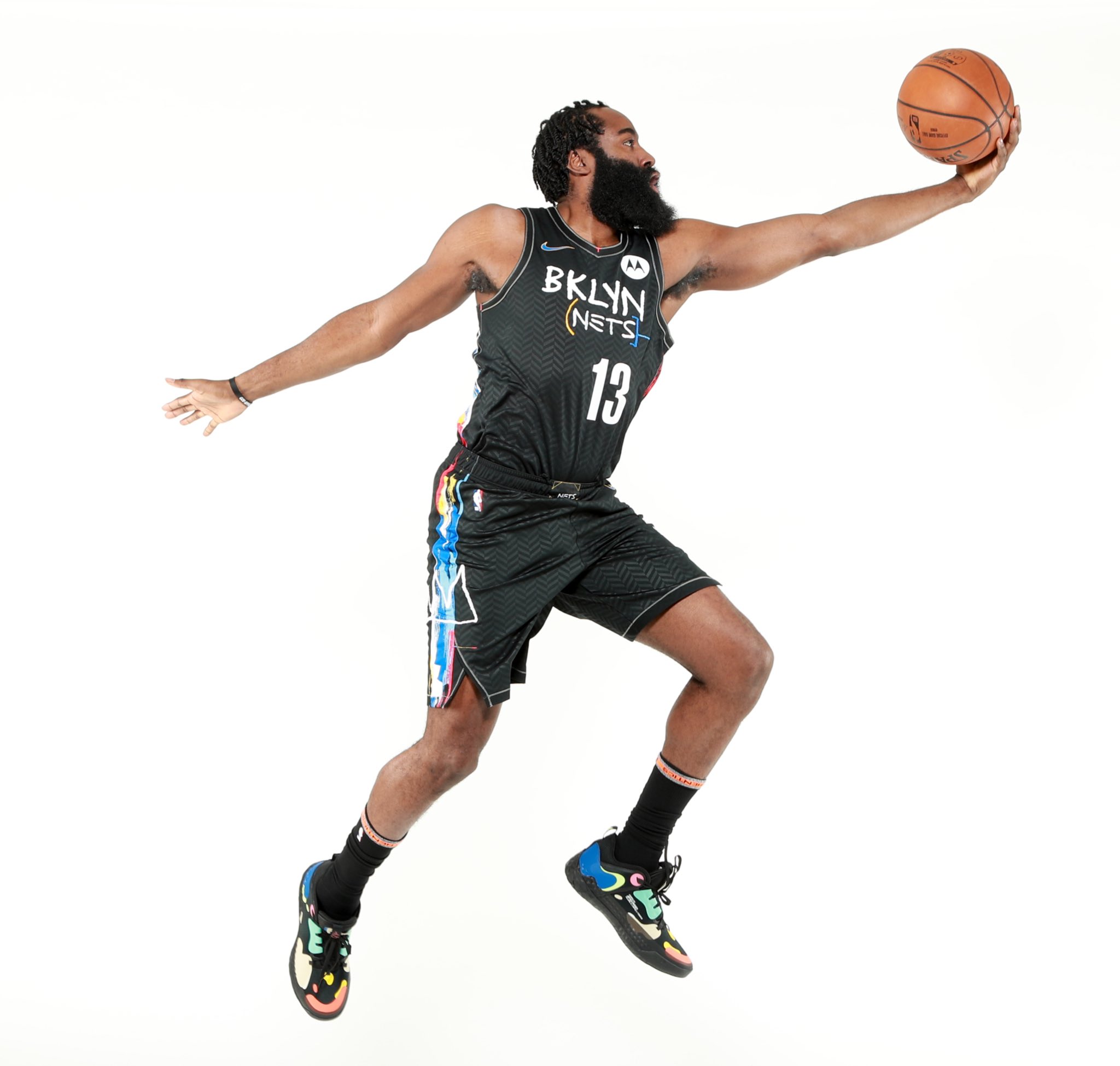 近年高位逼 近年高位逼