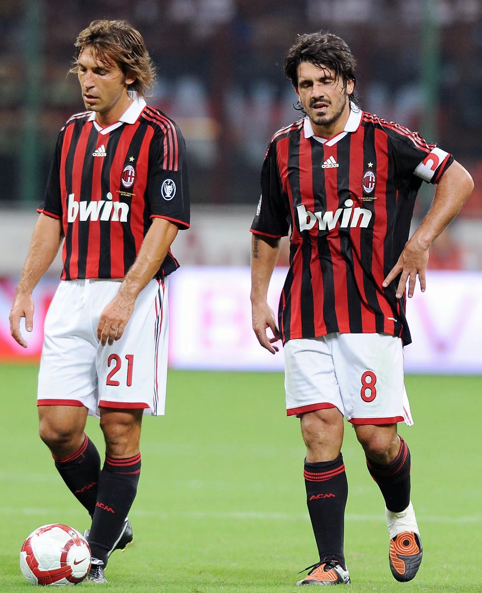 猛地后撤 猛地后撤